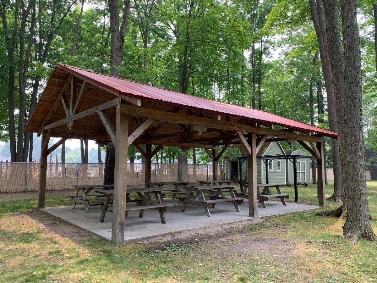 Hidden Haven Cottages Lake City Экстерьер фото