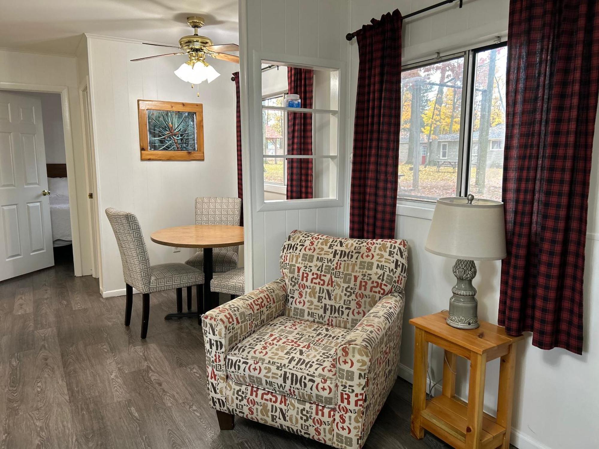 Hidden Haven Cottages Lake City Экстерьер фото
